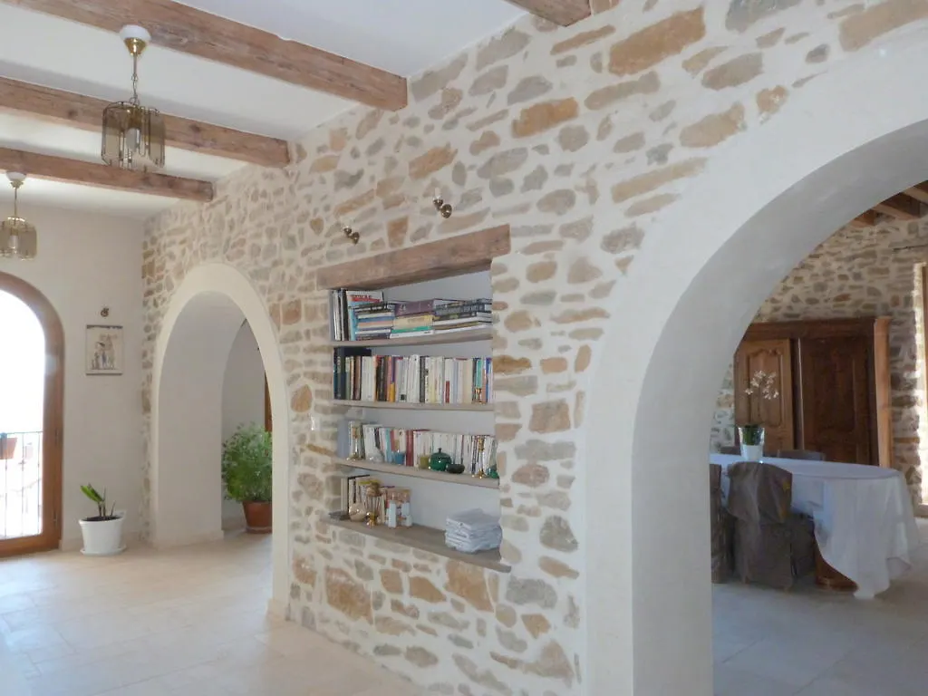Les Lumieres De Geneve Bed and Breakfast Grilly Bed & Breakfast